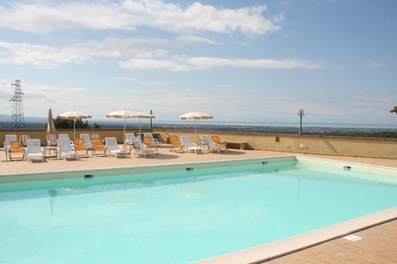 Hotel Glamping Debbiare à Riparbella Extérieur photo