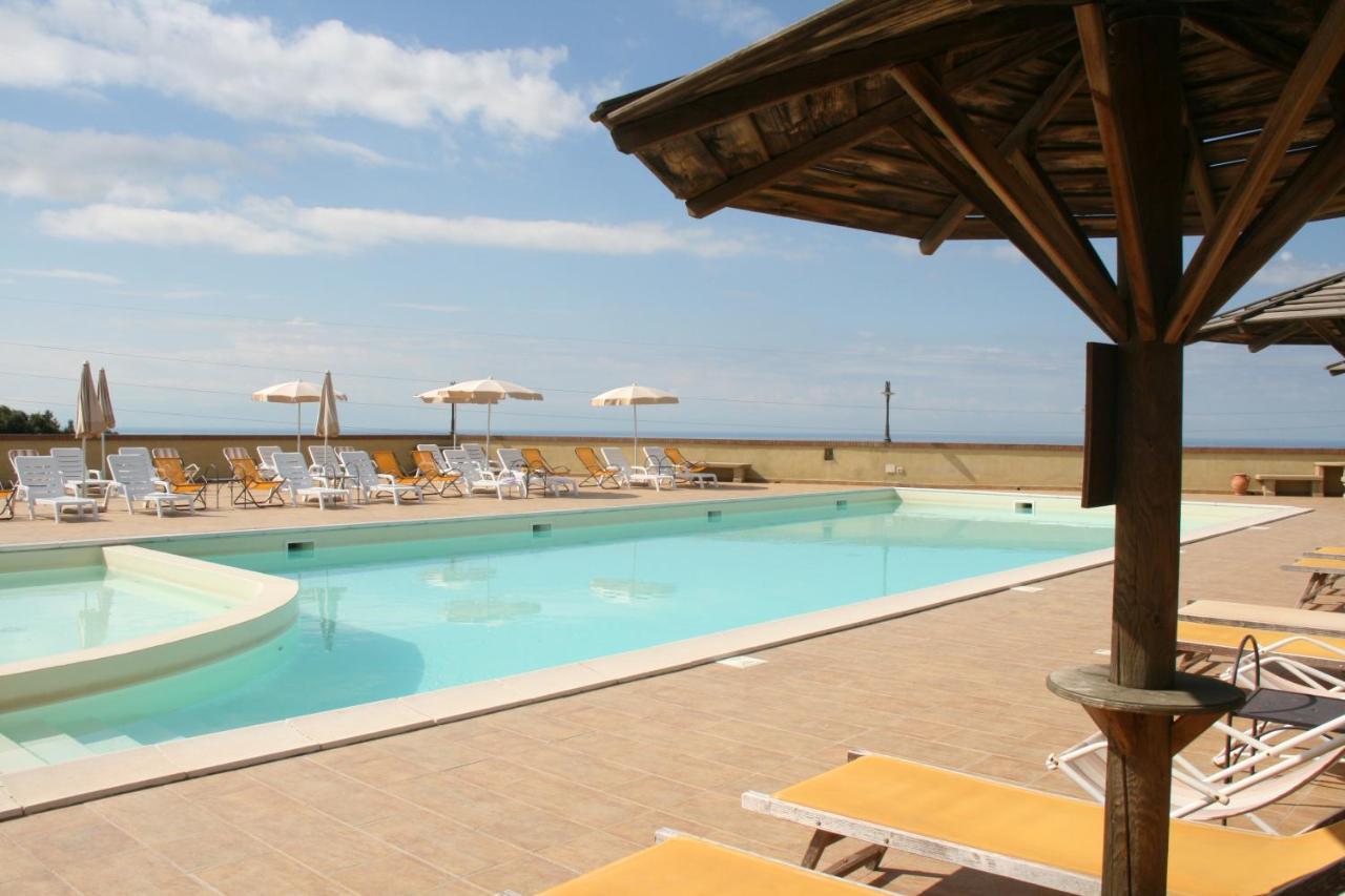 Hotel Glamping Debbiare à Riparbella Extérieur photo