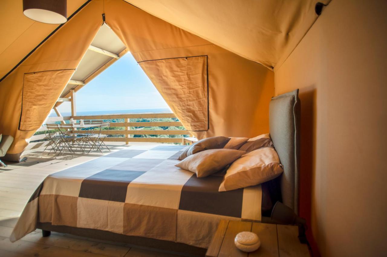 Hotel Glamping Debbiare à Riparbella Extérieur photo