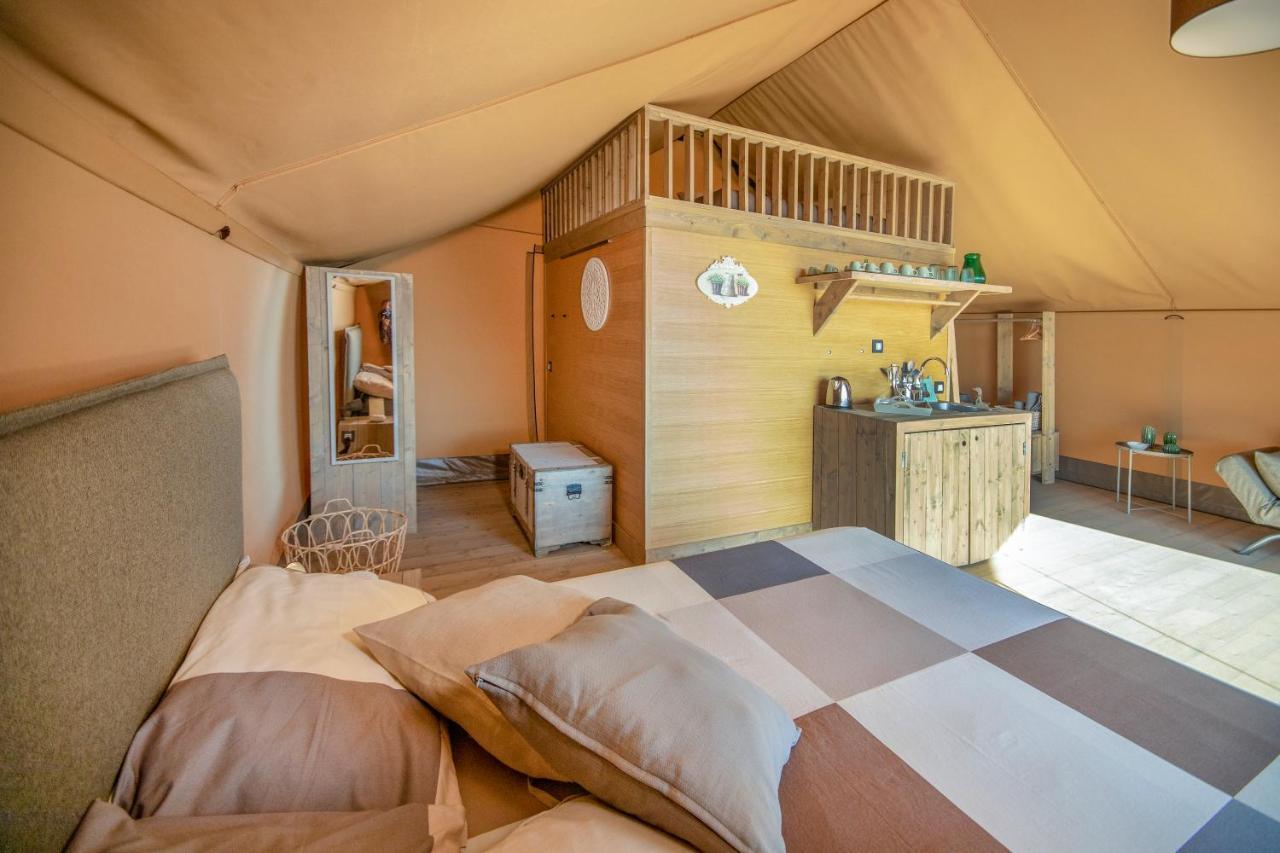 Hotel Glamping Debbiare à Riparbella Extérieur photo
