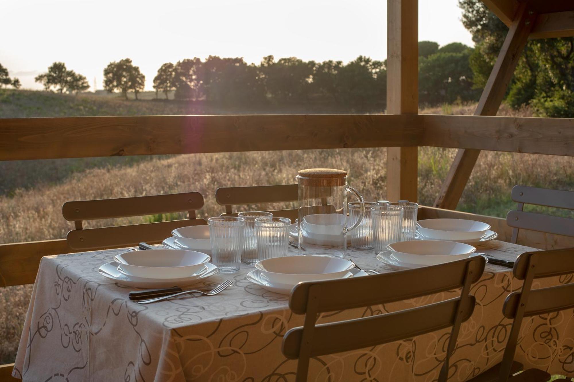 Hotel Glamping Debbiare à Riparbella Extérieur photo