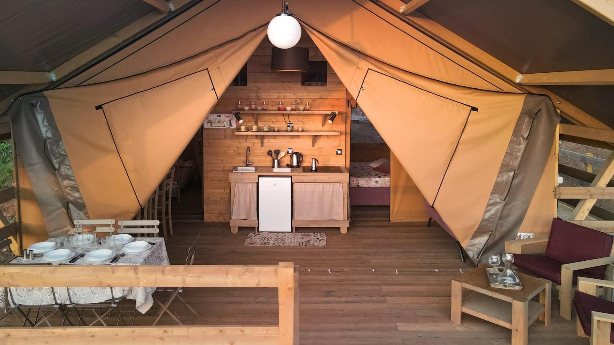 Hotel Glamping Debbiare à Riparbella Extérieur photo