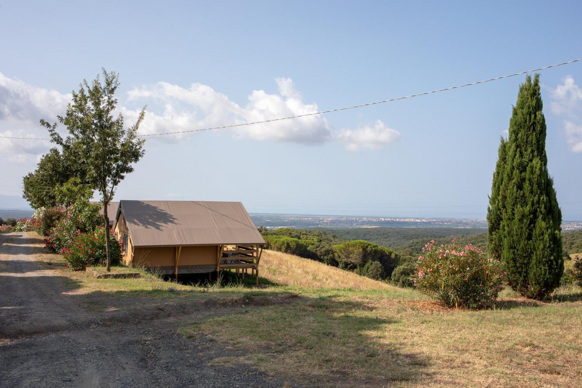 Hotel Glamping Debbiare à Riparbella Extérieur photo