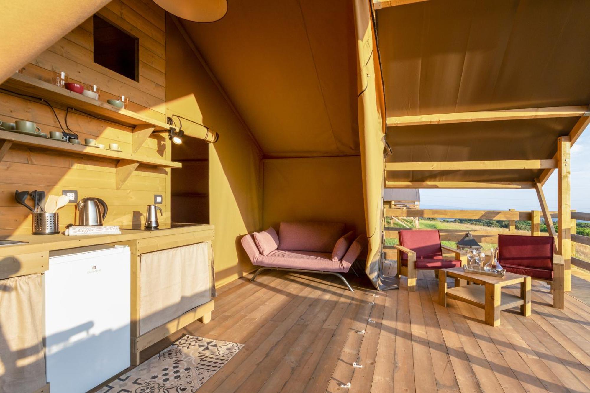 Hotel Glamping Debbiare à Riparbella Extérieur photo